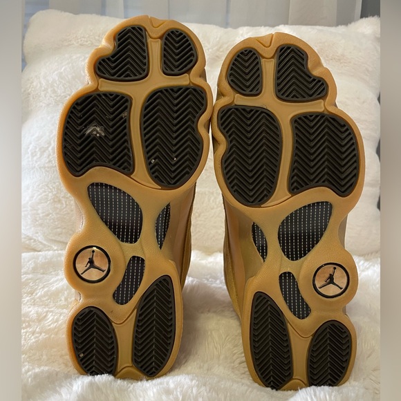 Air Jordan 13 Retro (Wheat) sneakers - Picture 2 of 6